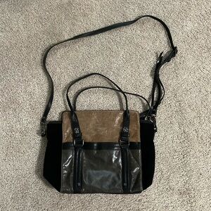 Elliott Lucca black brown & gray leather color block pouch crossbody bag/purse